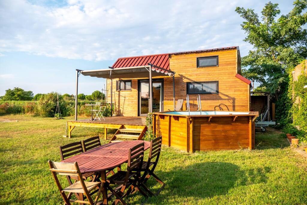 Myinsolite - Tiny-House, Jacuzzi, Brasero, Piscine Aigues-Mortes Luaran gambar