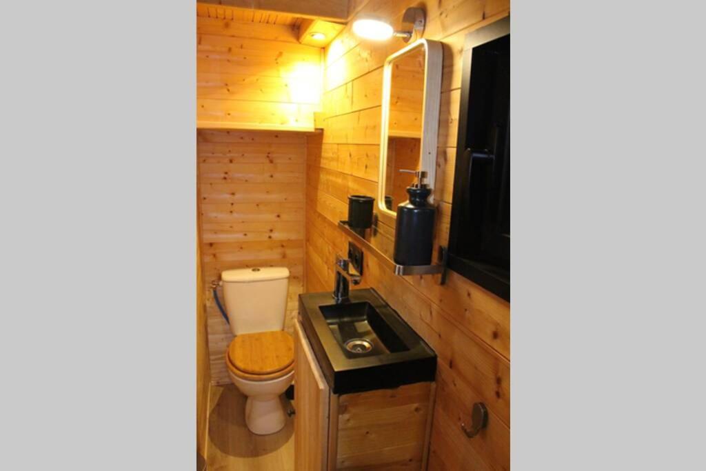 Myinsolite - Tiny-House, Jacuzzi, Brasero, Piscine Aigues-Mortes Luaran gambar