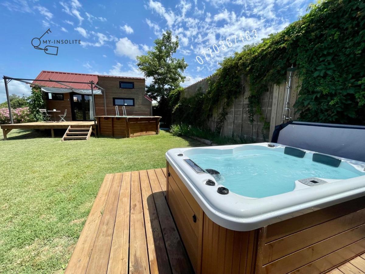 Myinsolite - Tiny-House, Jacuzzi, Brasero, Piscine Aigues-Mortes Luaran gambar